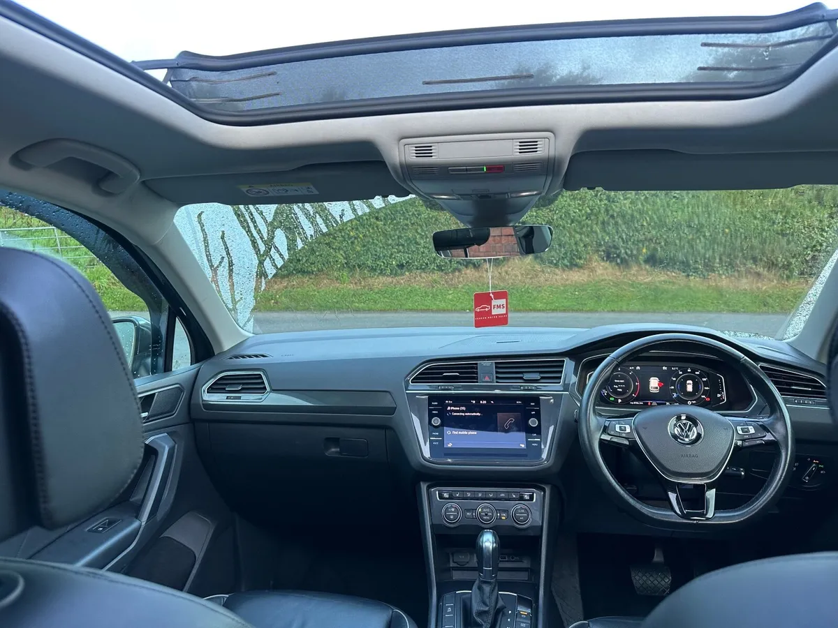 Volkswagen Tiguan SEL 2019 - Image 3