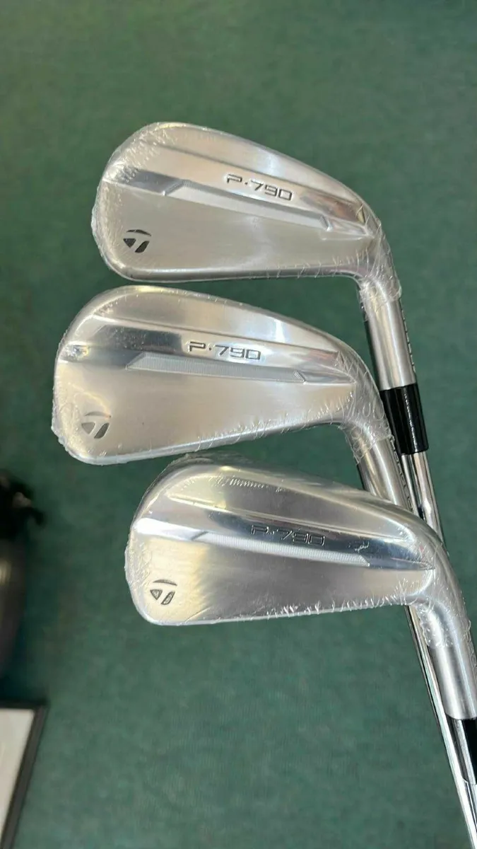 NEW Taylormade P790 4-PW NS Pro Modus STIFF €1199 - Image 1