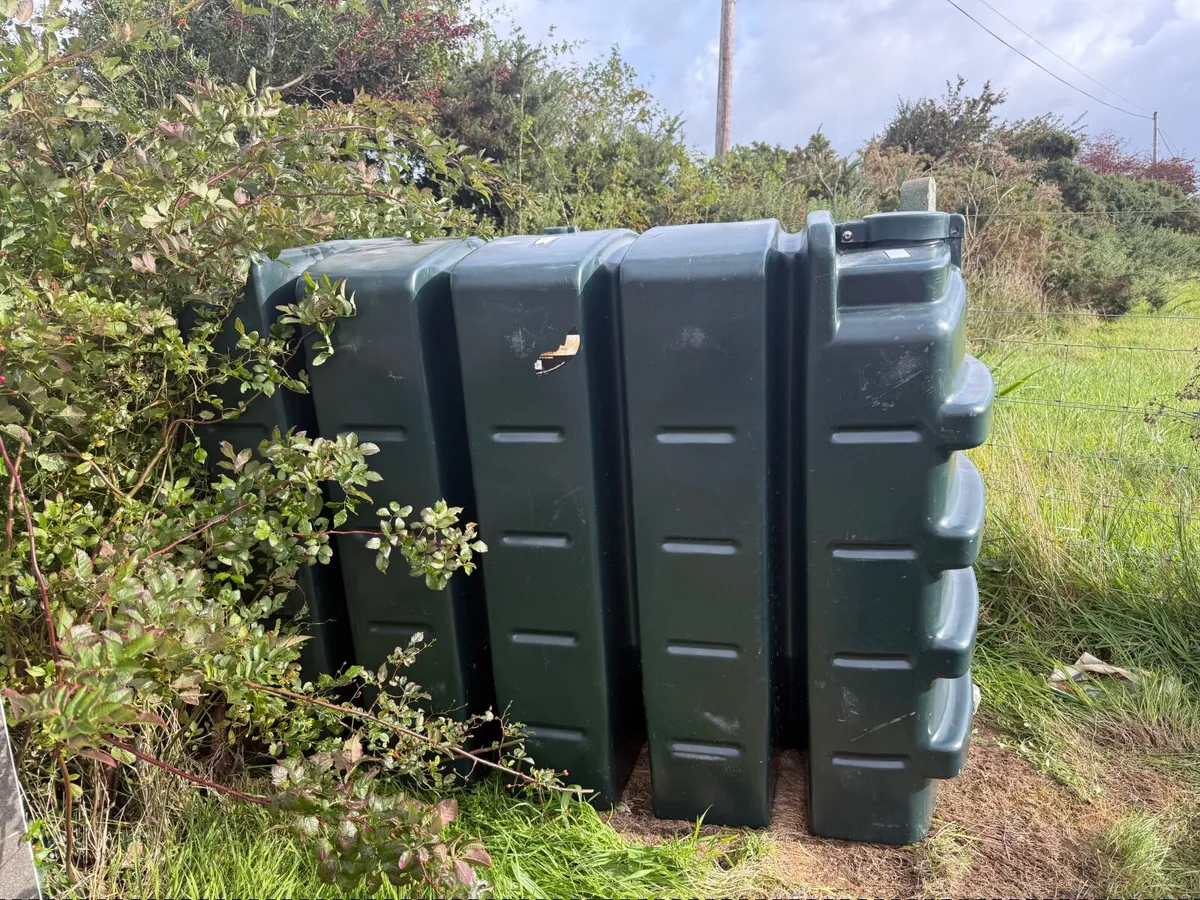 1000 liter Carbery oil tank