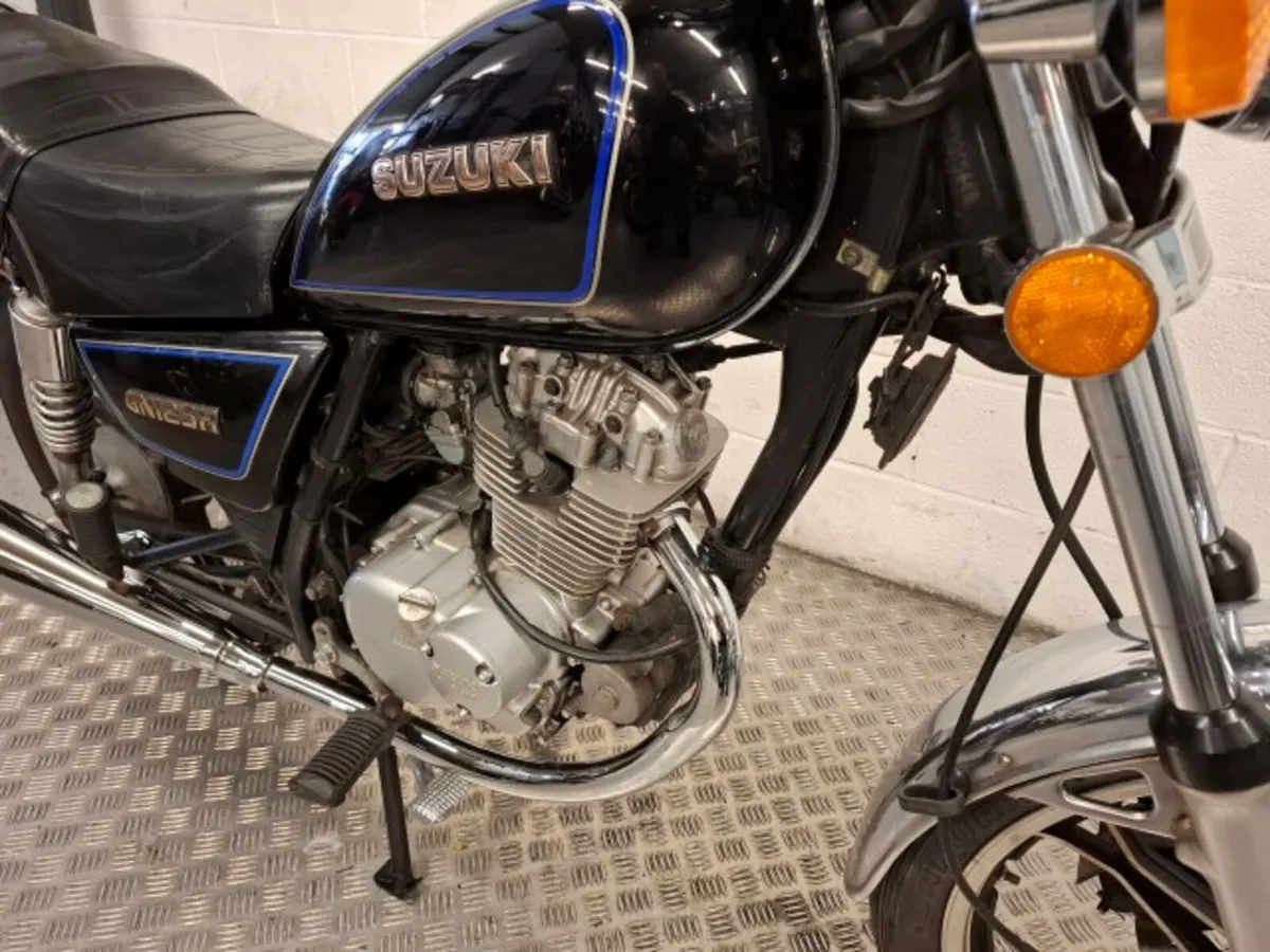 Suzuki GN125 2015 - Image 4