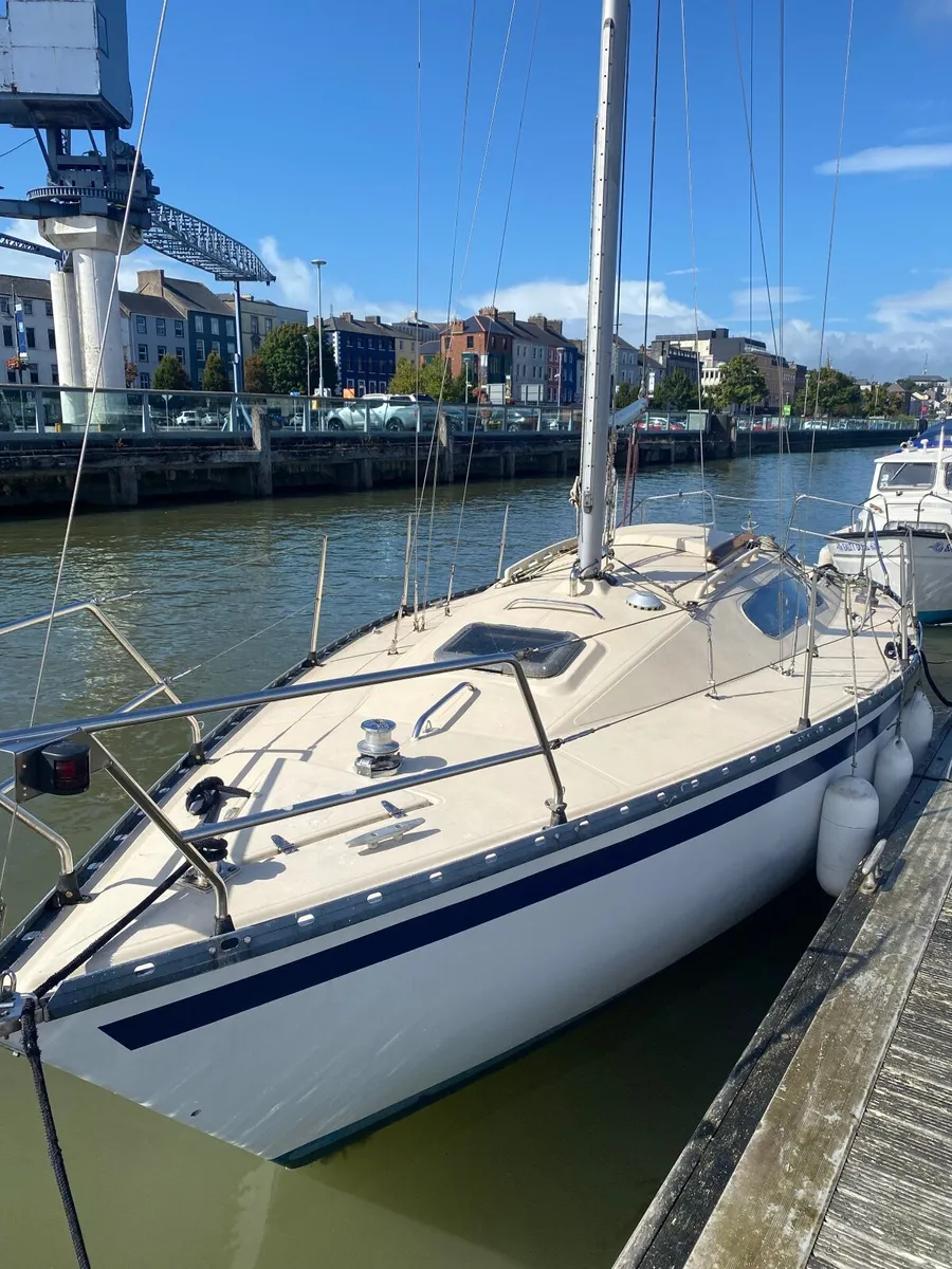 Sailboat Kelt 800 - Image 1