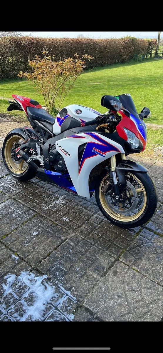 Cbr1000rr - Image 1