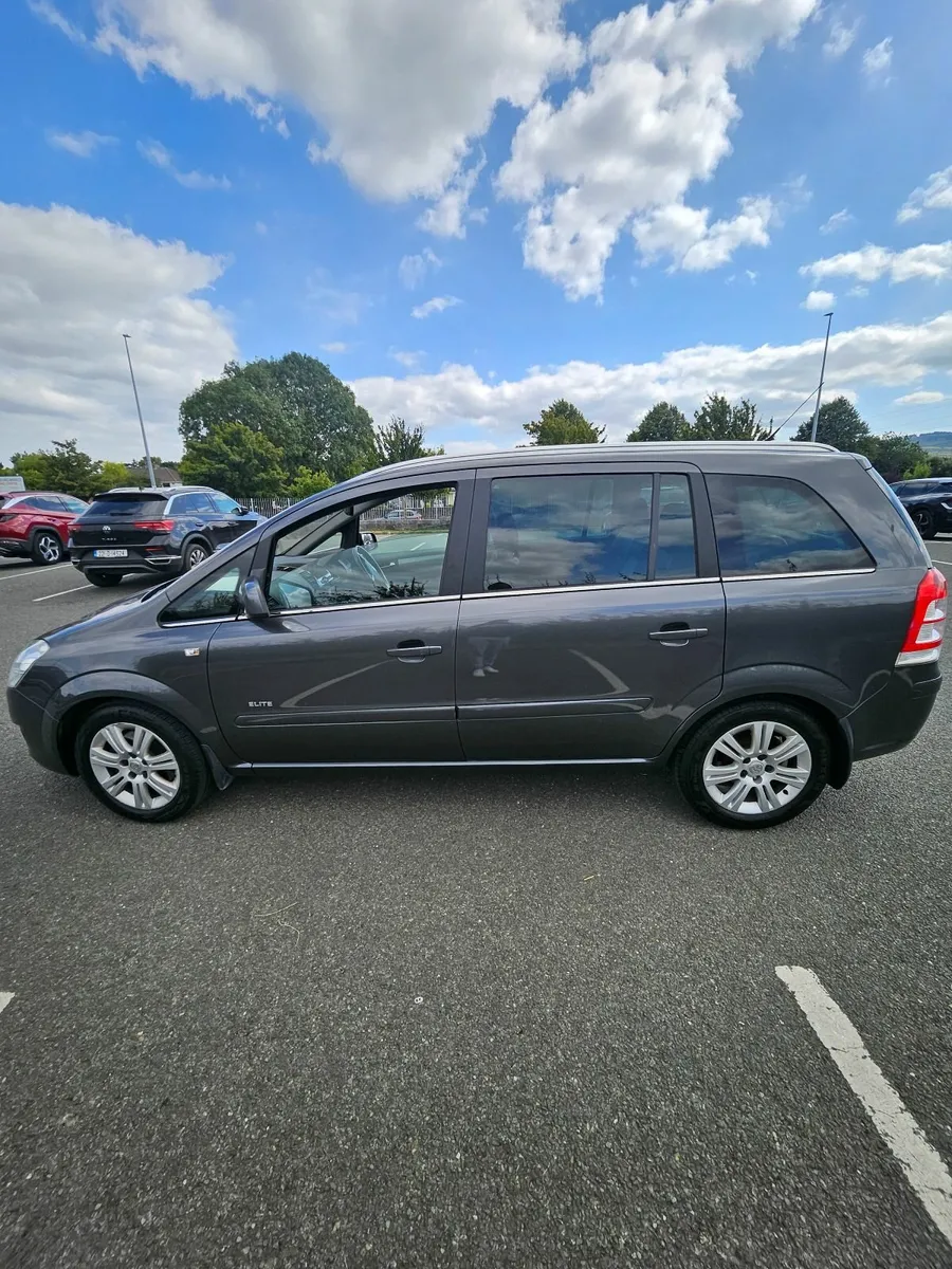 Vauxhall Zafira 2011 - Image 3