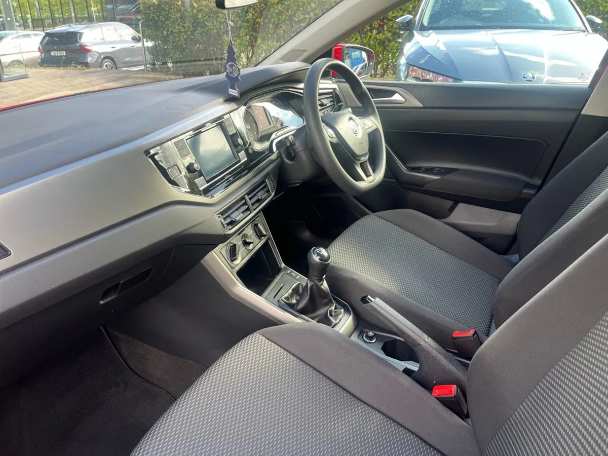 Volkswagen Polo 1.0 TSI 80hp Trendline - Image 3