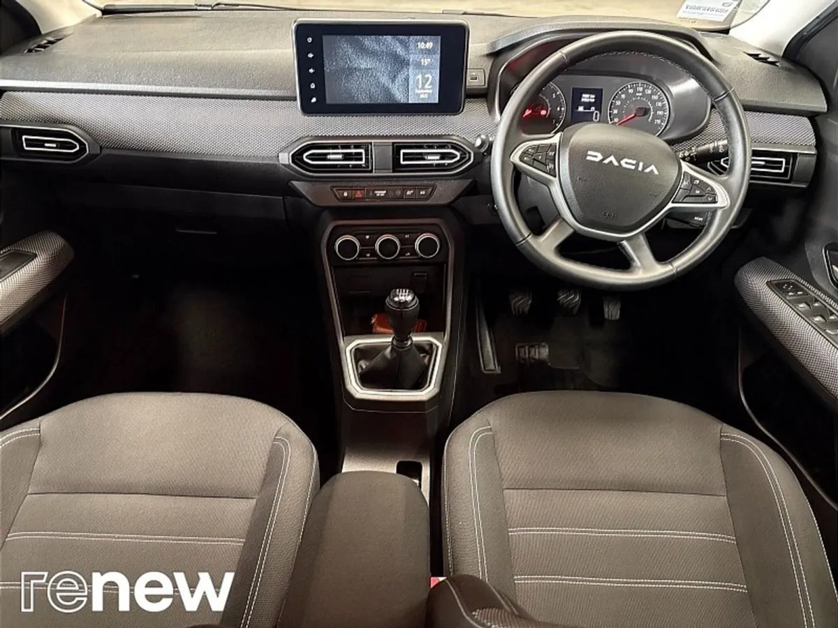 Dacia Jogger 7 Seater Expression 1.0 TCE 110 BHP - Image 2