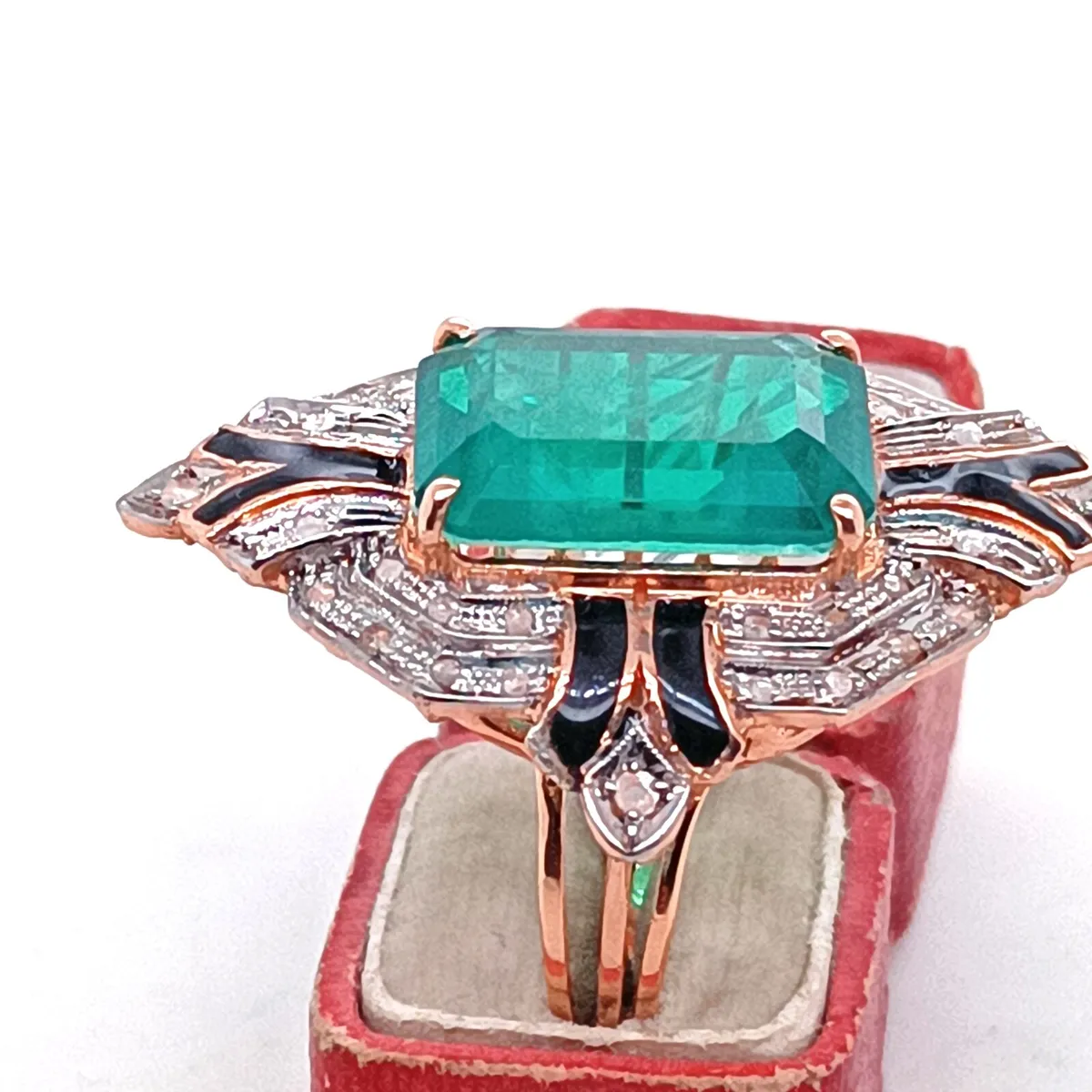 Art Deco Ring 9k Gold ,Diamond, Enamel, Green Ston - Image 4