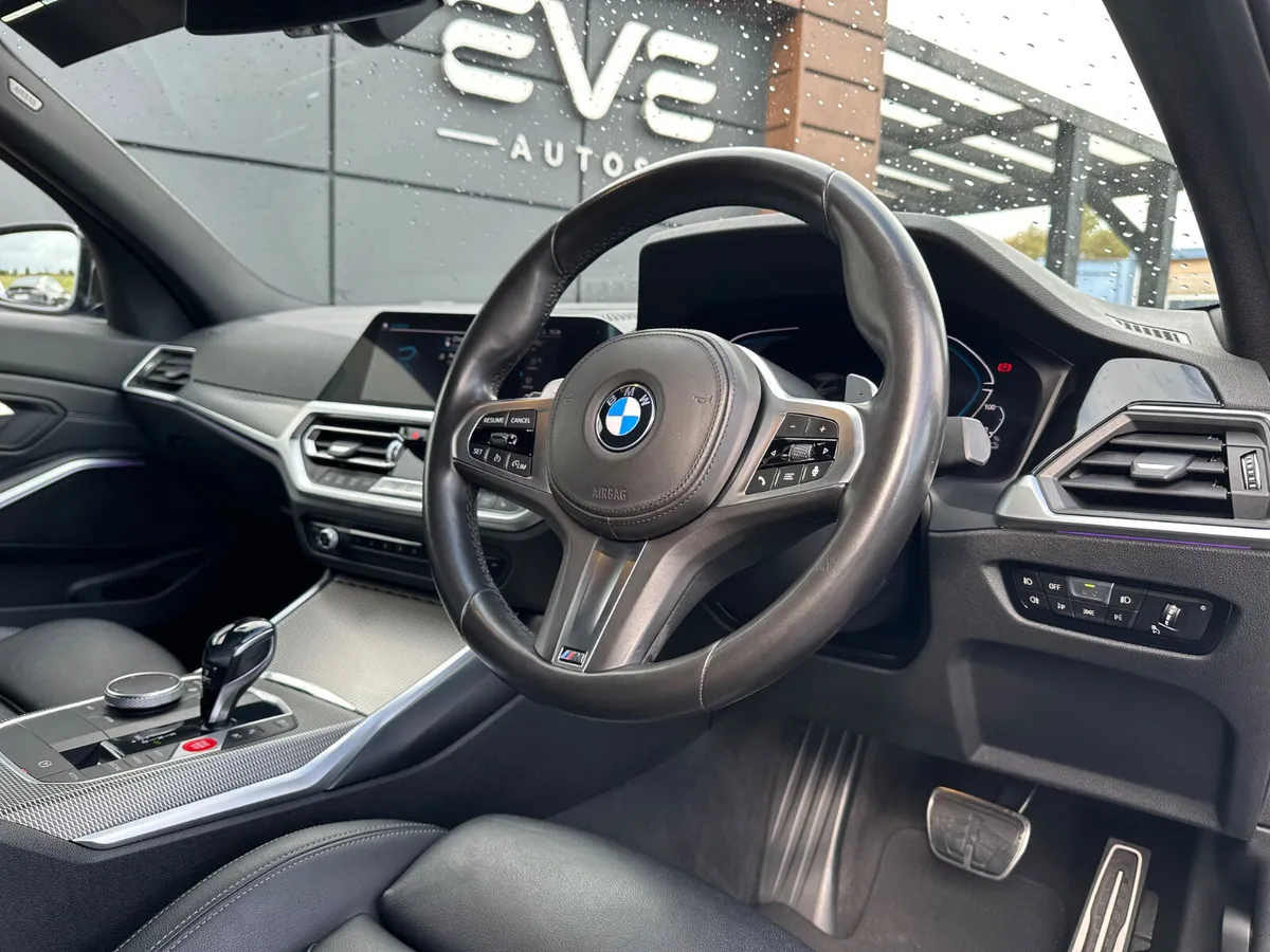 M Sport performance - Top Spec - Image 4
