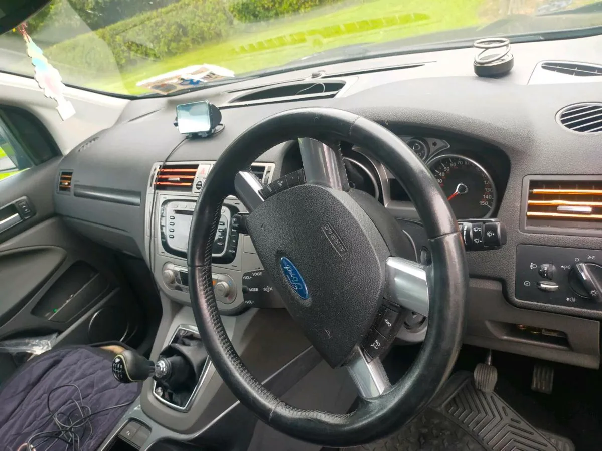Ford Kuga 2008 - Image 4
