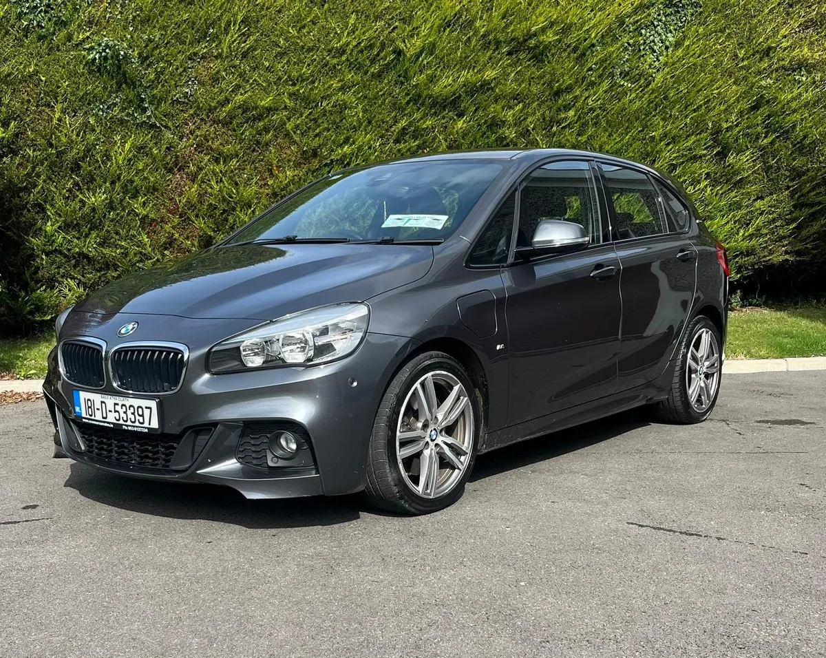 2018 BMW 225XE - Image 1