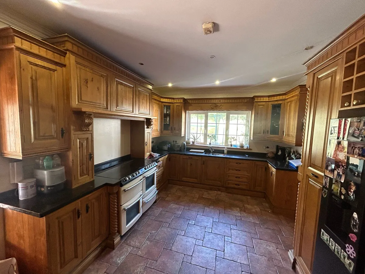 Solid wood inlay kitchen - Image 1