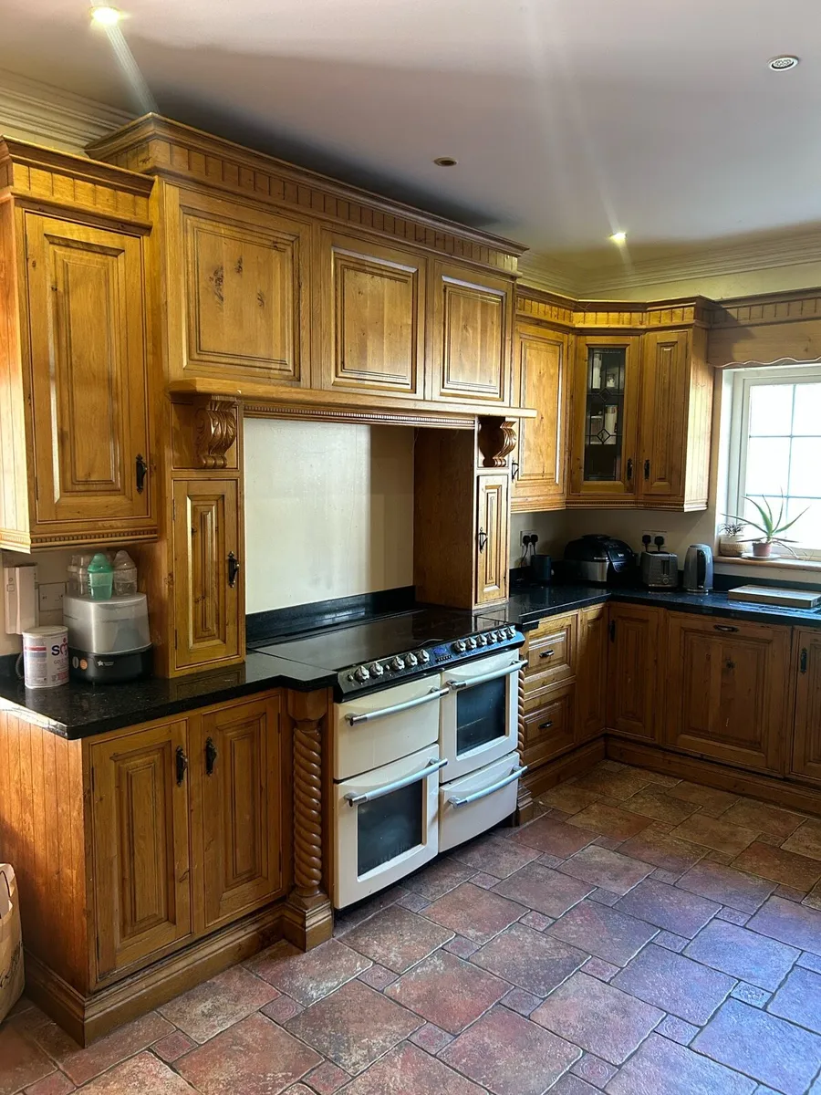 Solid wood inlay kitchen - Image 2