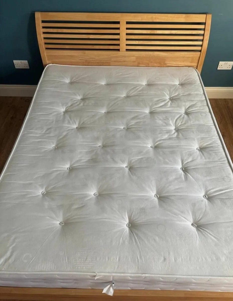 Beds room furniture - Image 2