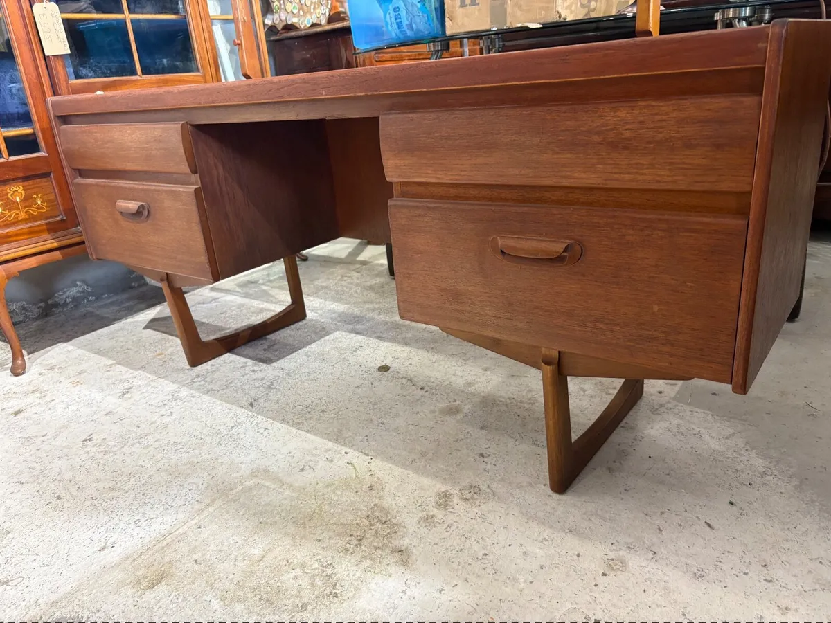 G Plan Danish sideboard in excellent condition. - Image 2