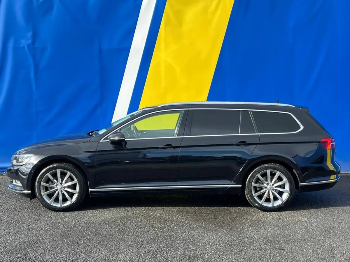 Volkswagen Passat VARIANT HIGHLINE 2.0 TDI AUTO // - Image 3