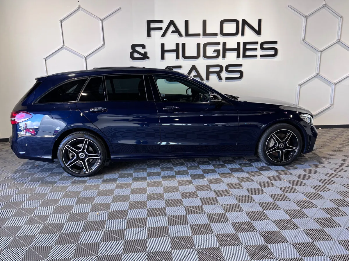 MERCEDES C CLASS C300de AMG NIGHT EDI PREMIUM PLUS - Image 4