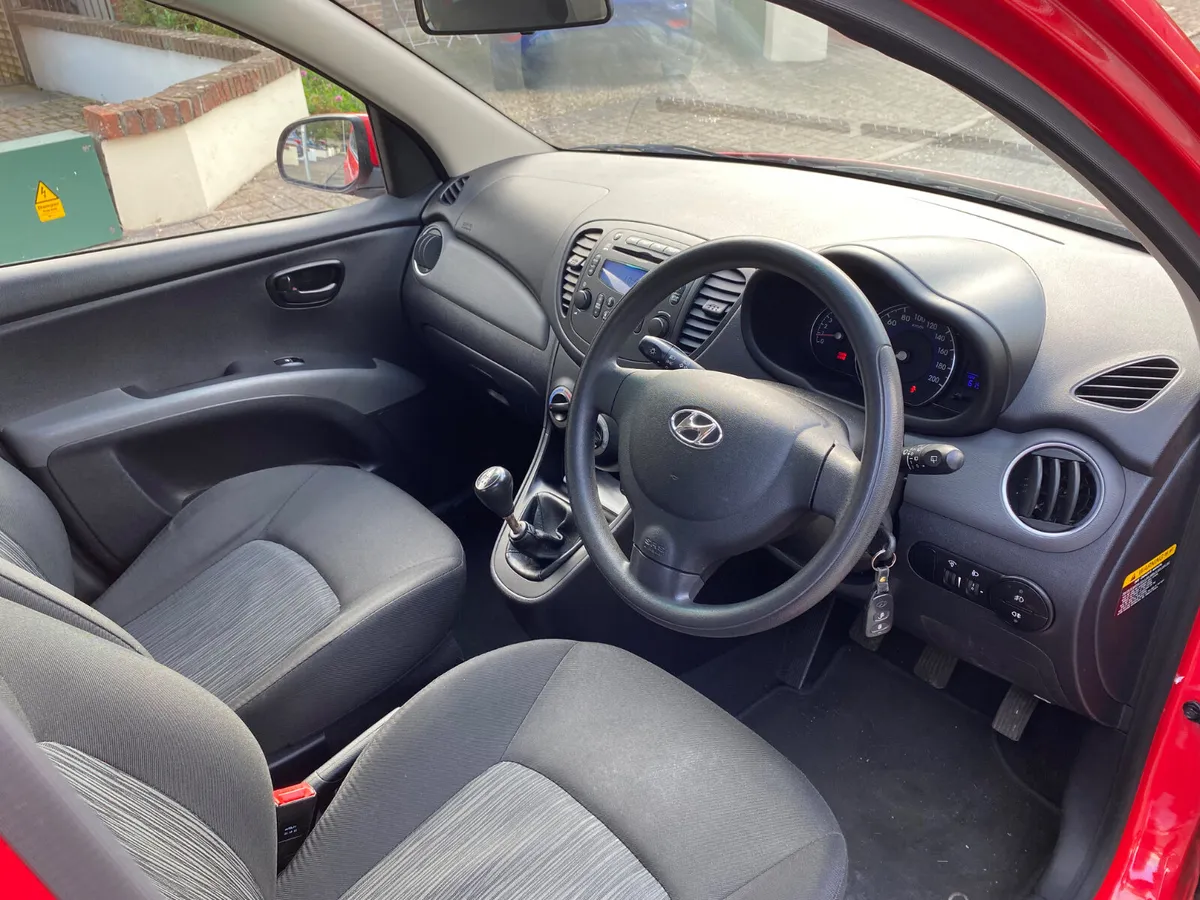 Hyundai i10 - €3,950 - Image 2