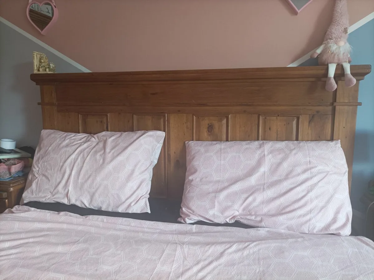 King size bed...solid wood - Image 3