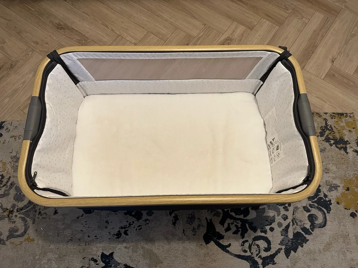 Tutti Bambini CoZee Lite Bedside Crib for sale - Image 3