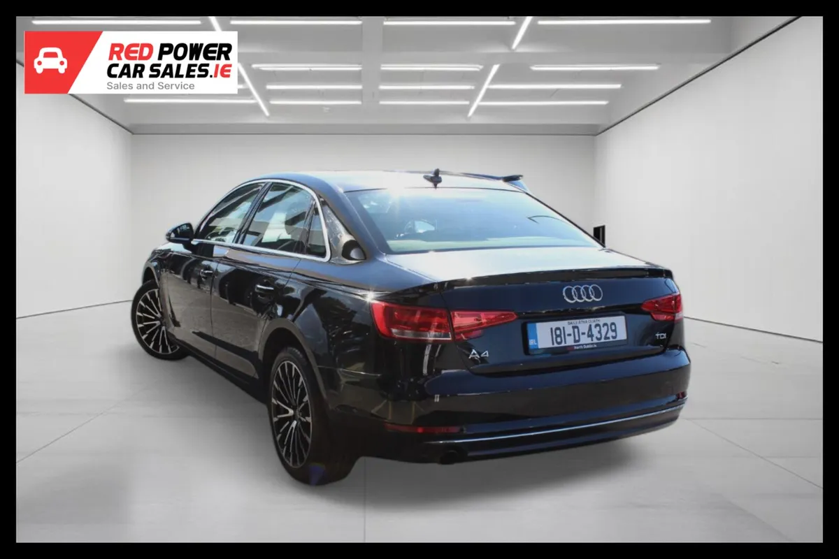 Audi A4 2018 SE ULTRA//LEATHER INTERIOR - Image 4