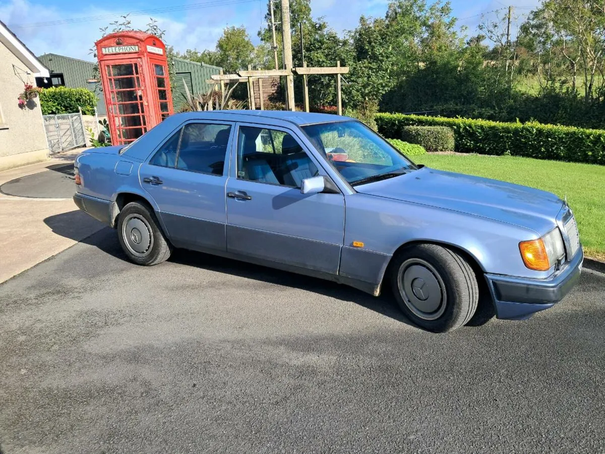Mercedes e300d - Image 4