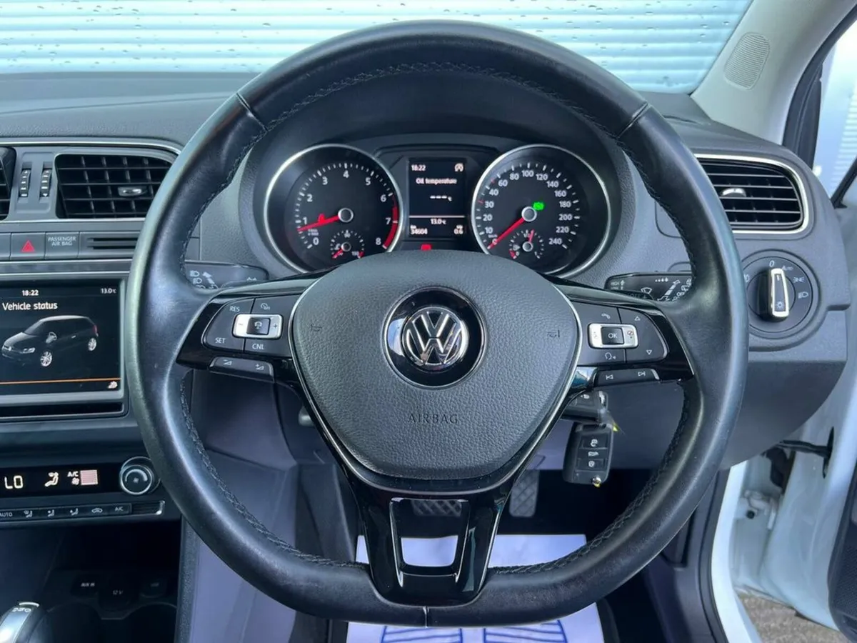 Volkswagen Polo COMFORTLINE 1.2 TSI AUTO // FULL S - Image 4