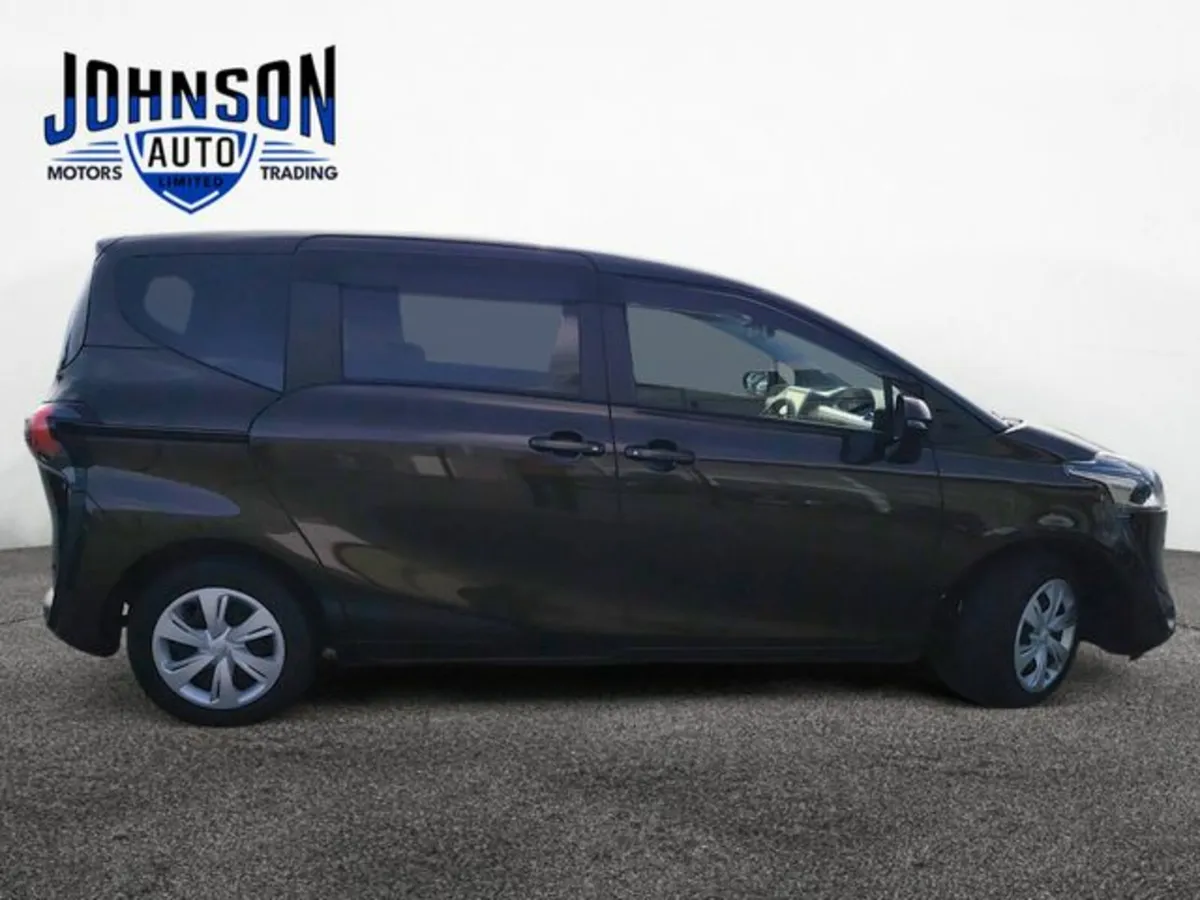 Toyota Sienta 1.5 Petrol Auto - Image 4