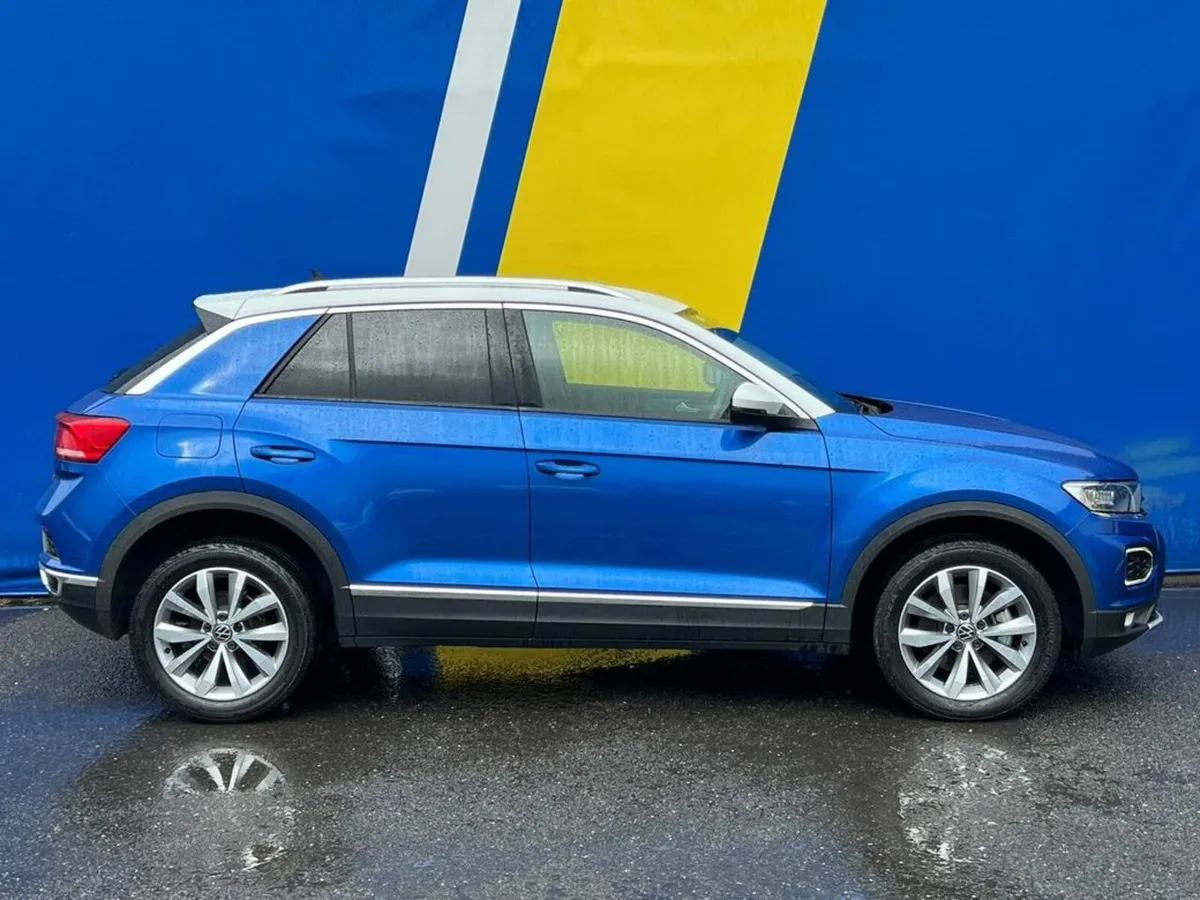 Volkswagen T-Roc HIGHLINE 2.0 TDI AUTO // LOW MILE - Image 2