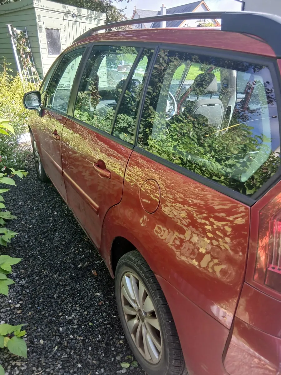 Citroen C4 Picasso 2009 - Image 2