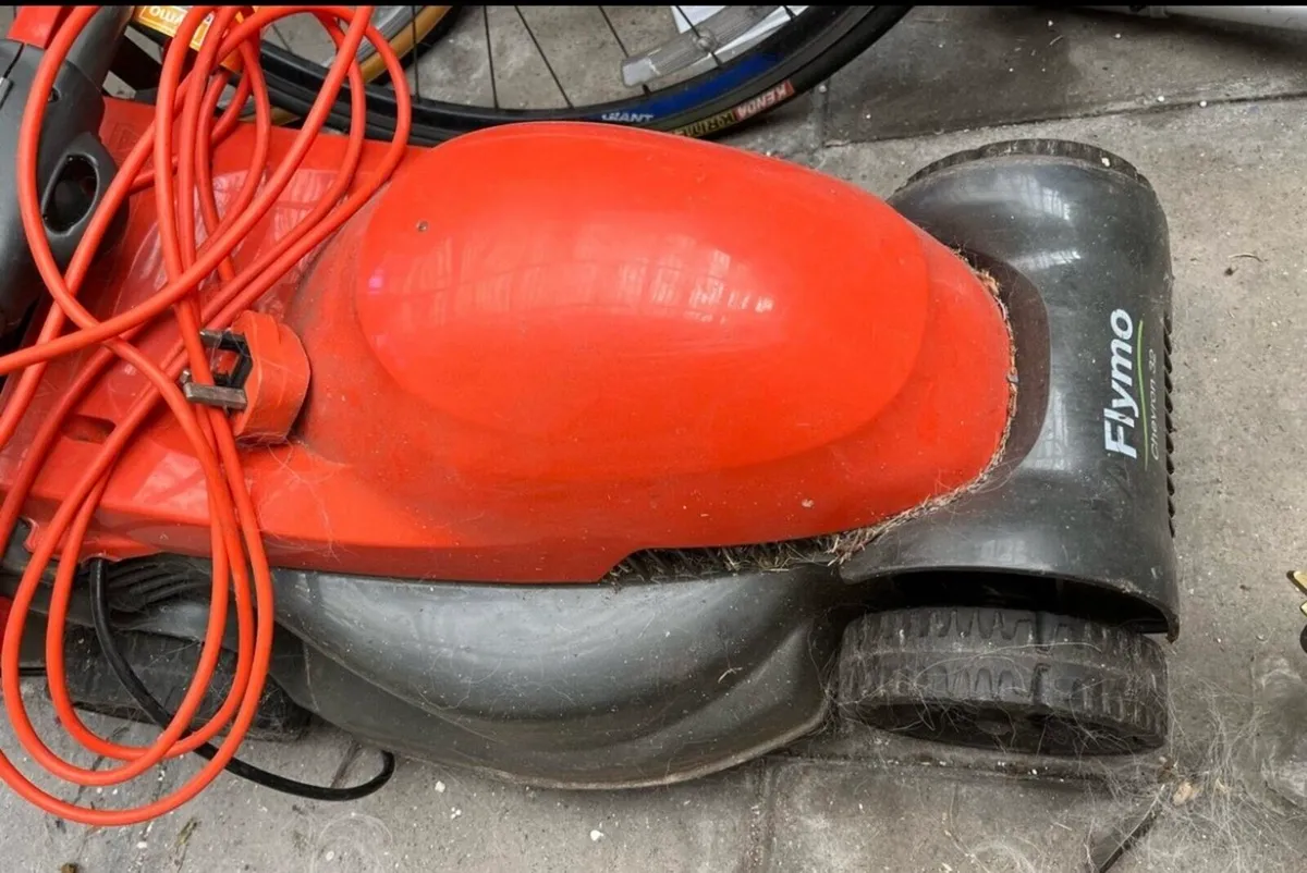 Flymo electric lawnmower - Image 2