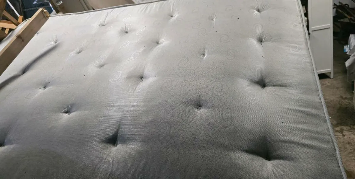Double beds and mattress - Image 4