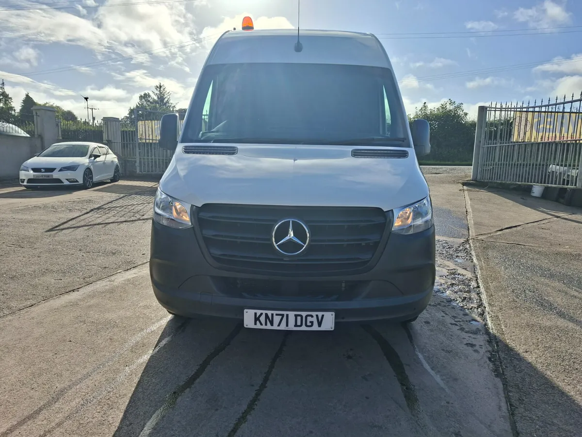 7000 KG TOWING LATE 21 MERC SPRINTER 315 CDI  RWD - Image 2
