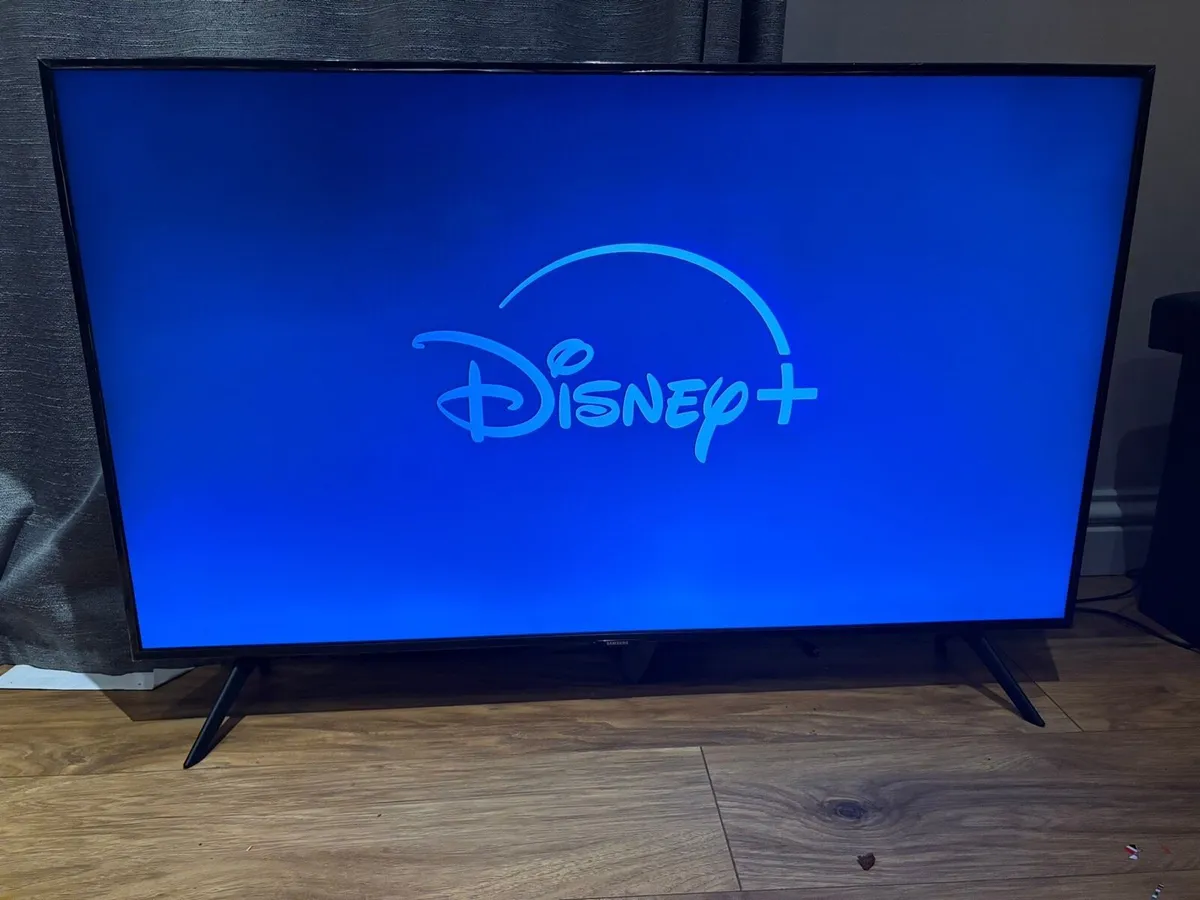 43 Inch Smart Tv - Image 4