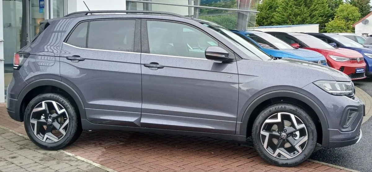 Volkswagen T-Cross R-line 1.0 TSI 116HP  rear Vie - Image 2