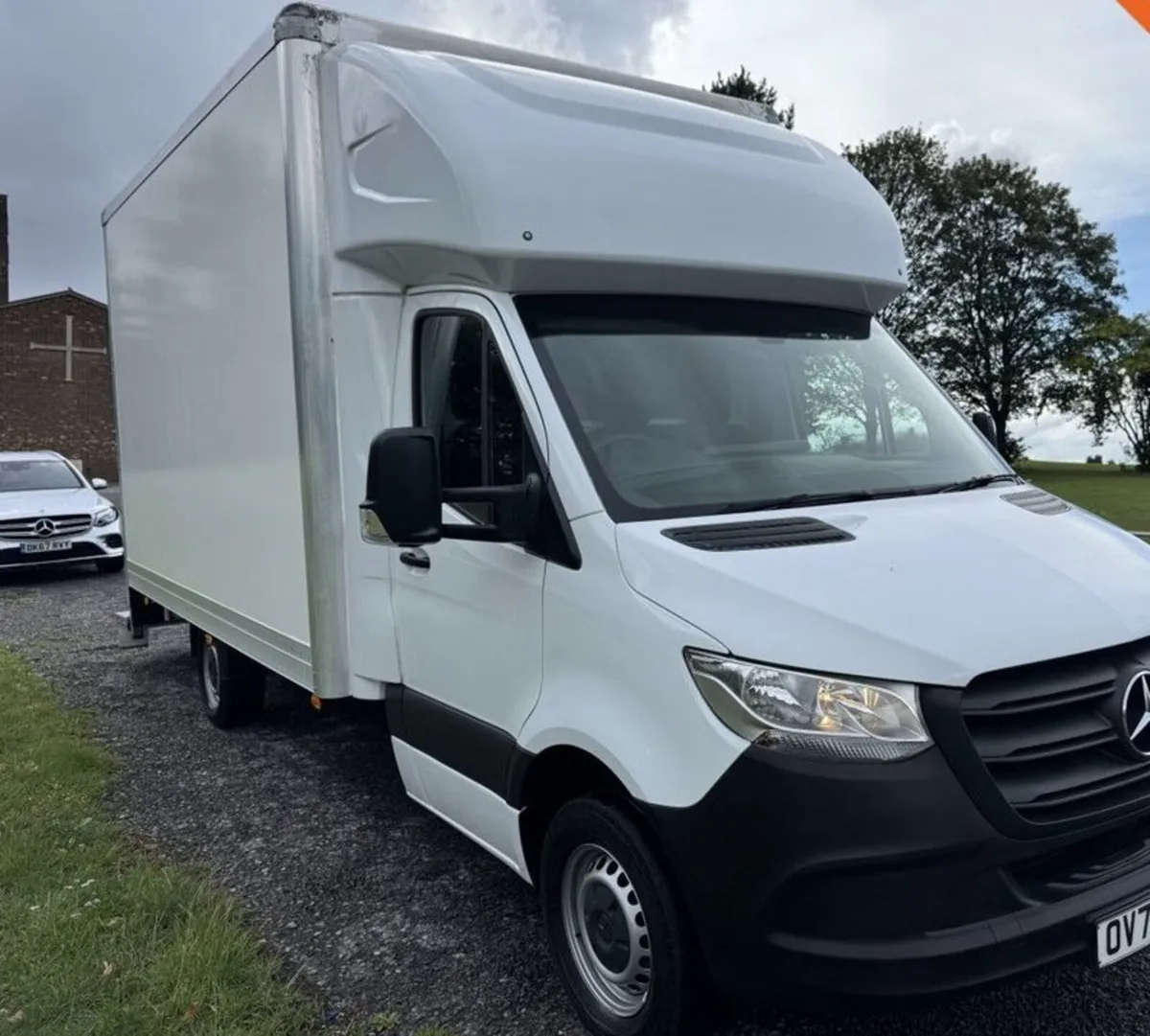 2023 MERCEDES-BENZ SPRINTER 2.0 315CDI 3.5t. 4.2m - Image 3