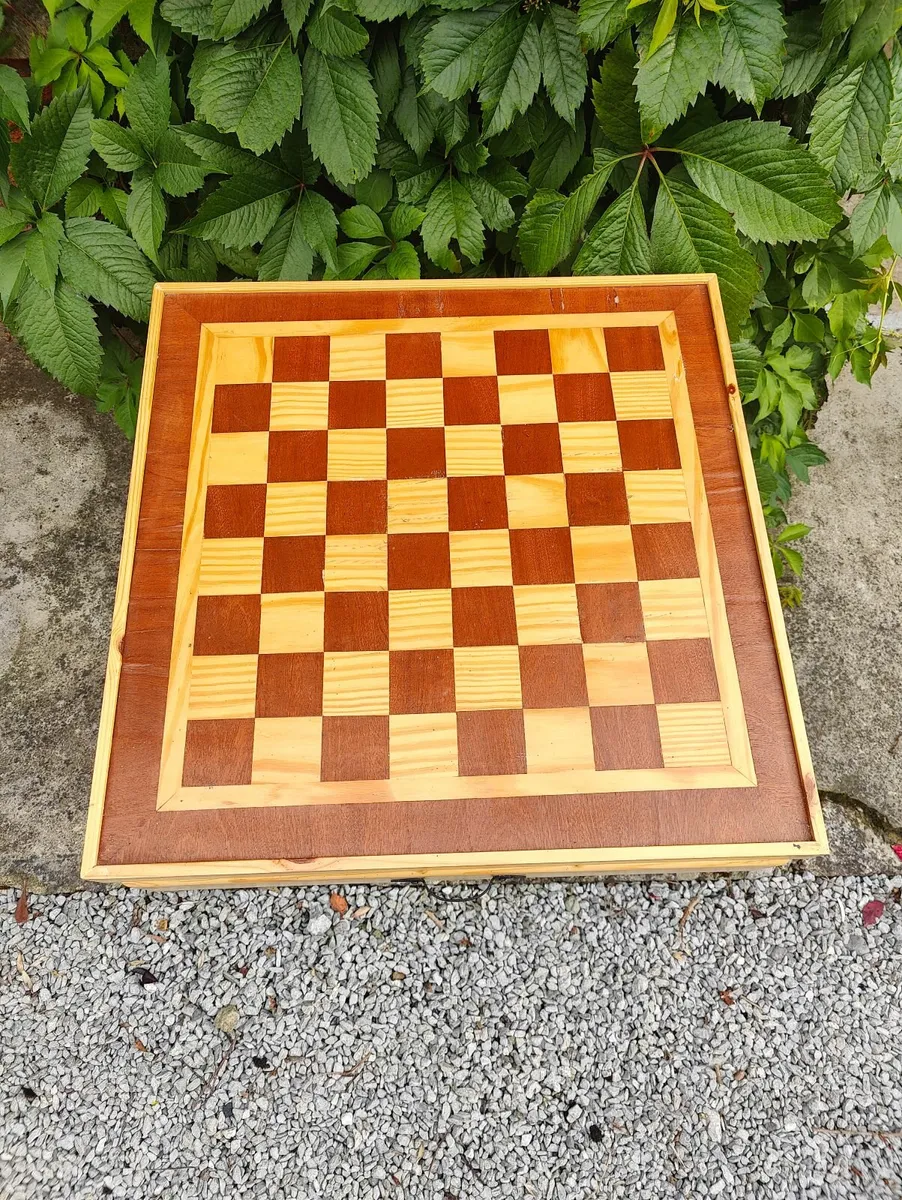 Chess Table - Image 2