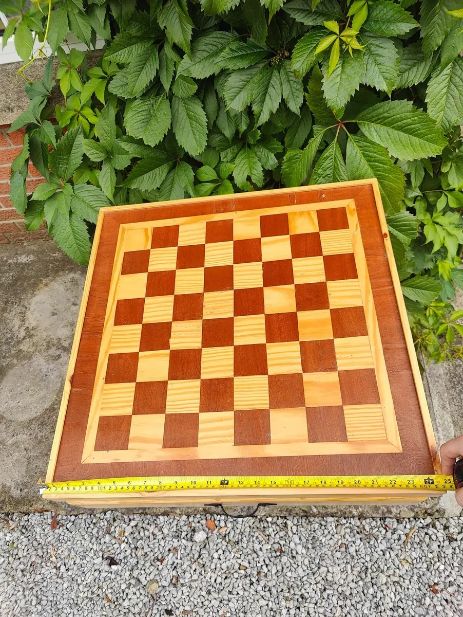 Chess Table - Image 3
