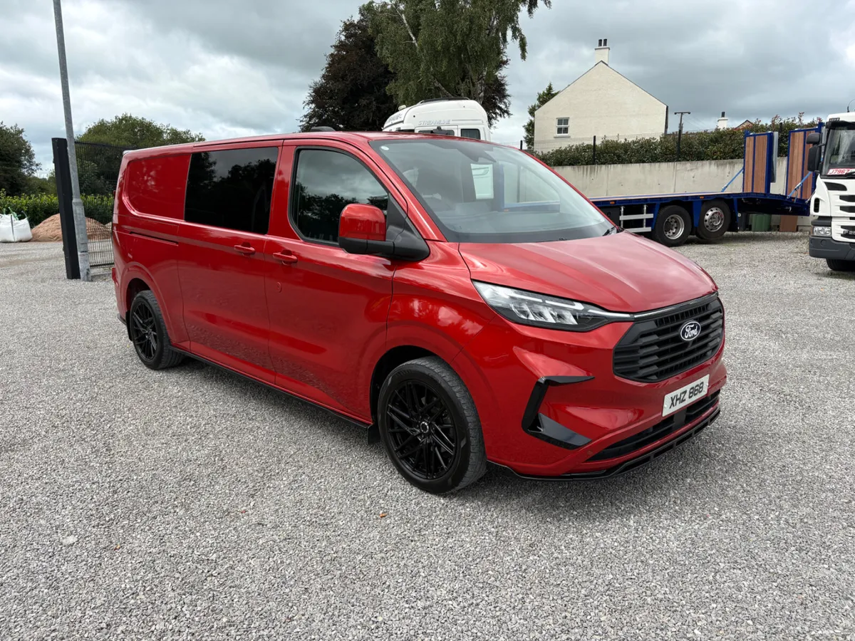 2024 Ford Transit Custom crew van - Image 3