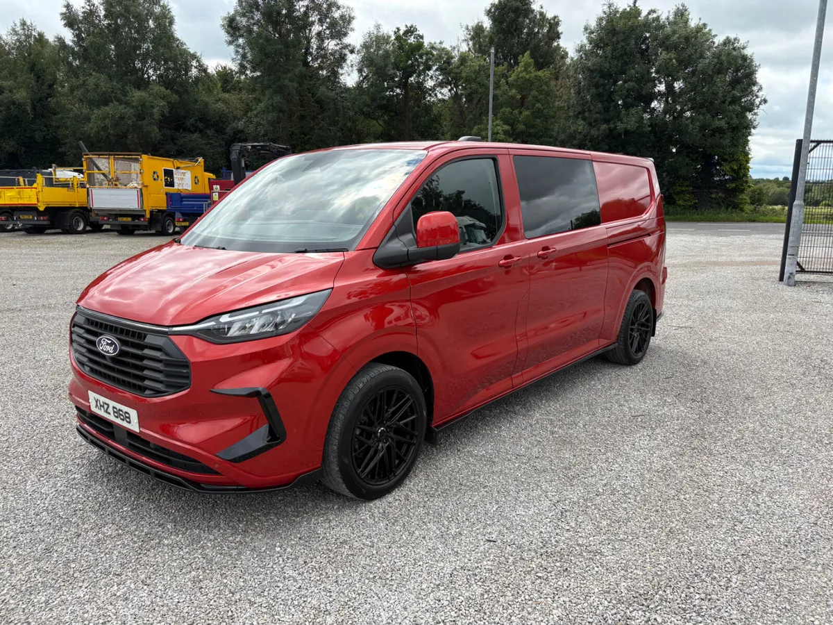 2024 Ford Transit Custom crew van - Image 1