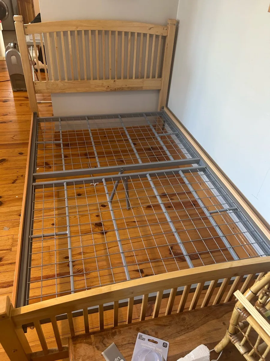 4 ft bed frame - Image 1