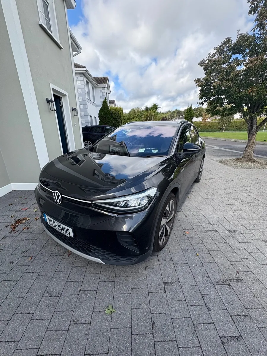Volkswagen ID.4 1st - Image 1