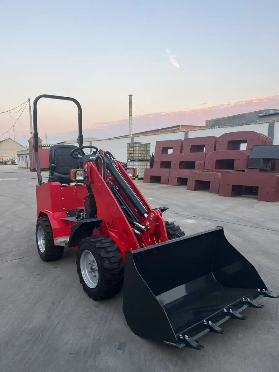 Mini excavator - Image 2