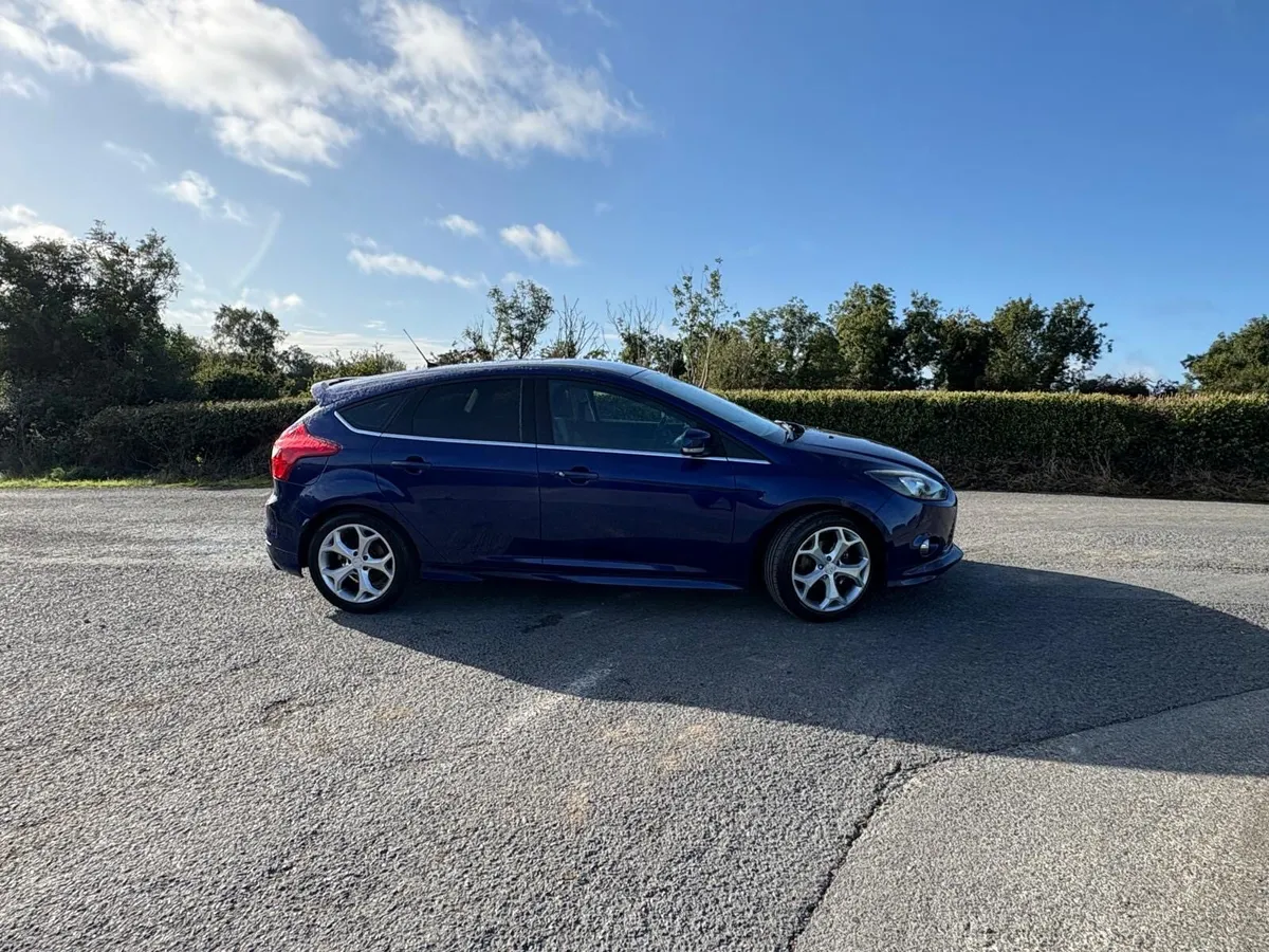 FORD FOCUS 2014 ZETEC S 1.6TDCI *HIGH SPEC* - Image 2