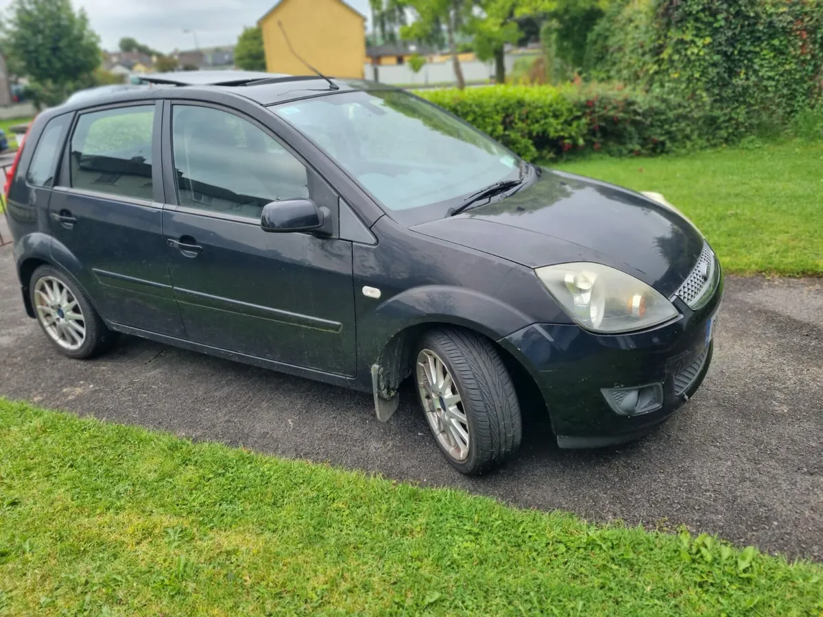 Car - Image 4