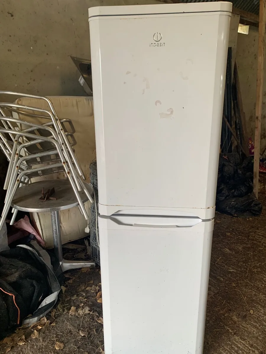 Fridge freezer - Image 3