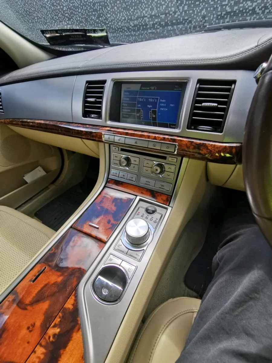 Jaguar xf - Image 3