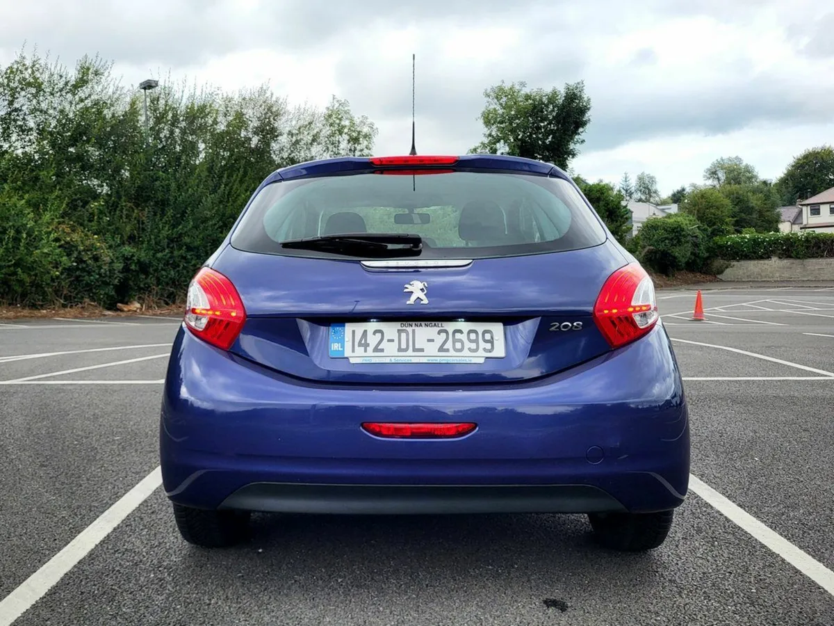 Peugeot 208 2014 - Image 4