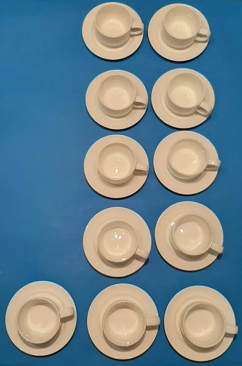Coffee / tea cups - Image 3