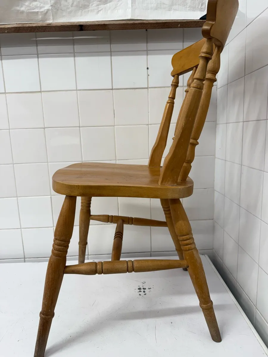 Wooden chairs - Image 2