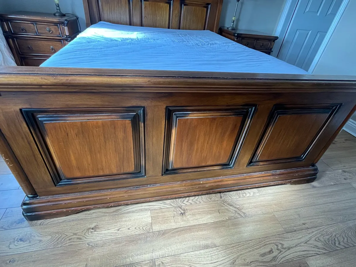 Dark Oak Bed Frame and Bedside Lockers - Image 3