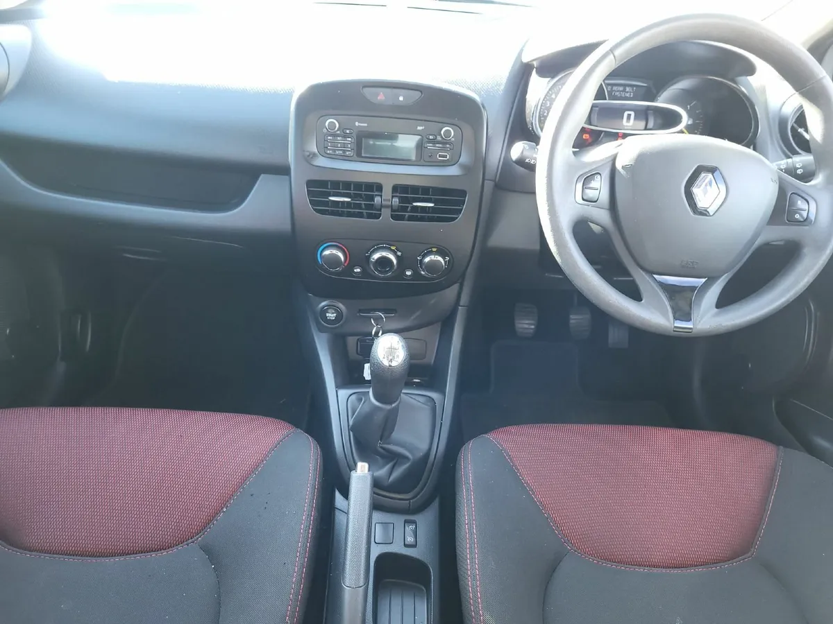 Renault Clio 2014 - Image 2